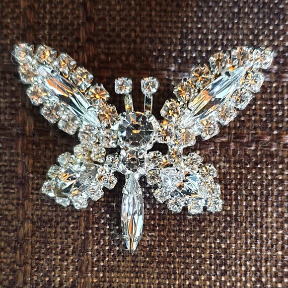 1.75'' Rare Vintage Clear Rhinestone Silver-Tone Bridal Brooch - Picture 3 of 10